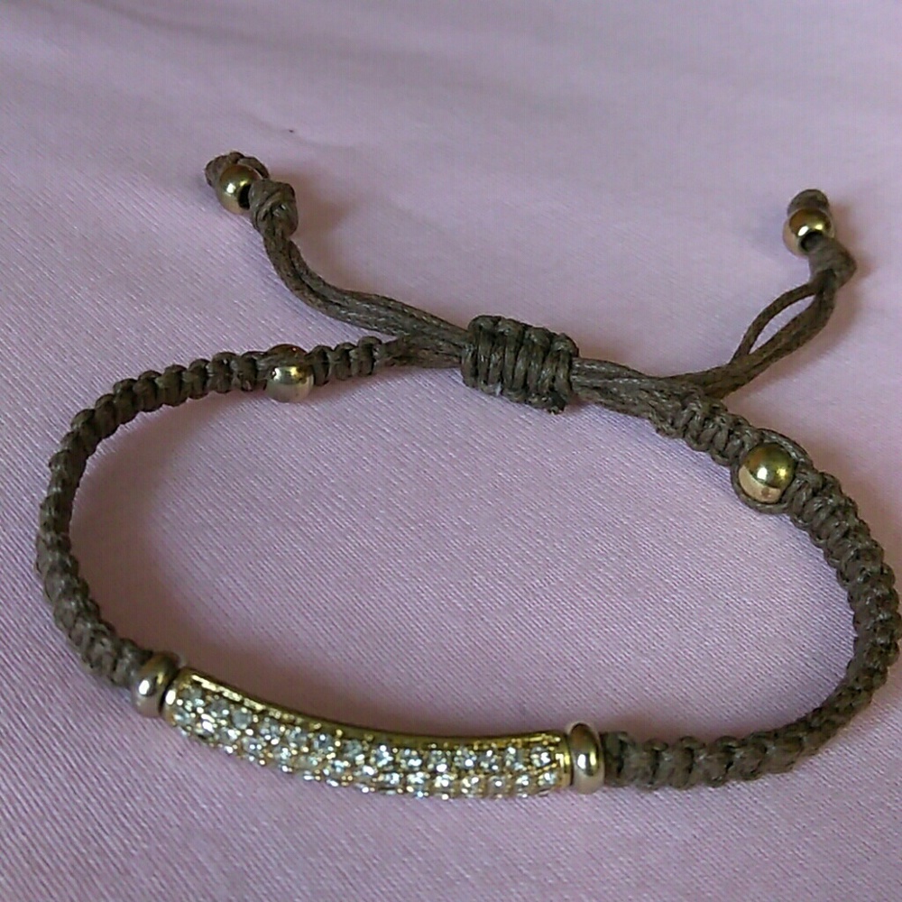 BRAIDED BRACELET.